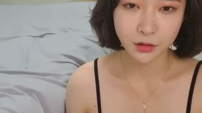 메이드 복장하고 큰 가슴 흔들어주는 [레드걸 한국야동,최신야동,무료야동]
